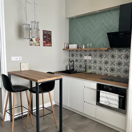 Puskas Ferenc Luxory 42m2 *